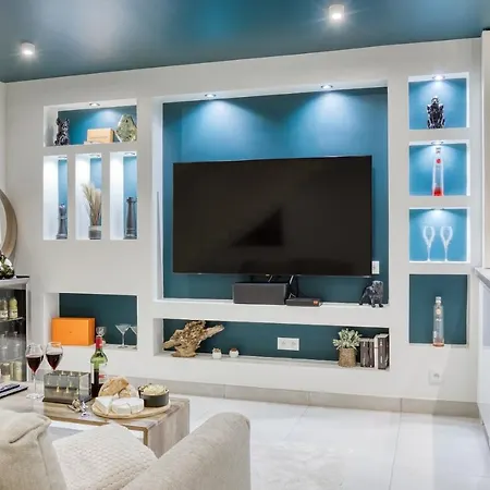 Luxury Collection & Resorts *